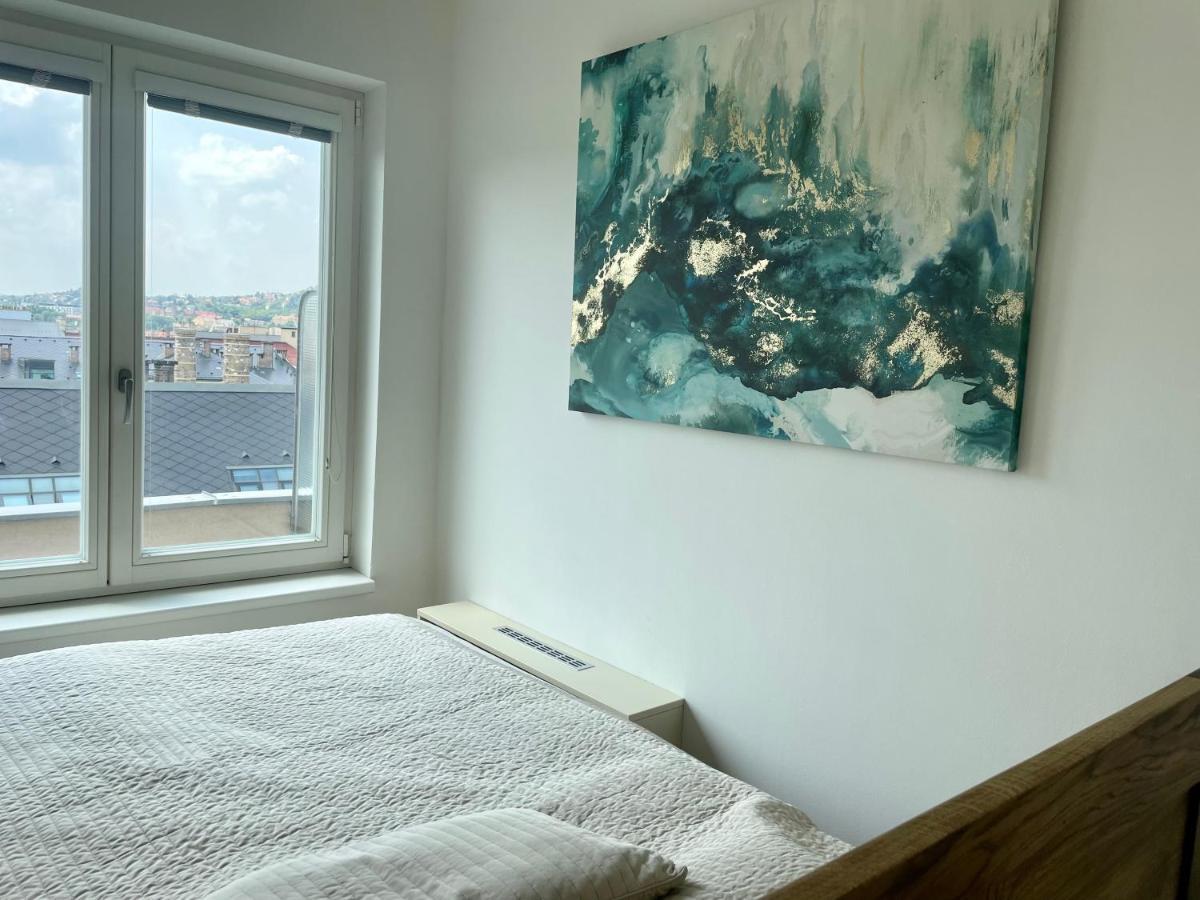 Cool Studio Apartment Prague Exterior photo